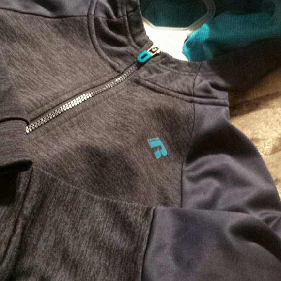 Boys Hooded Fleece Medium - Picture 4 of 4